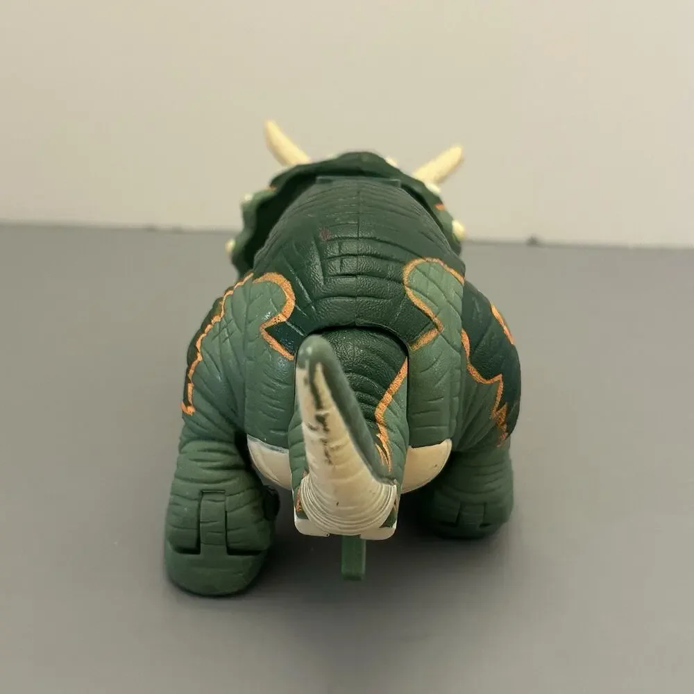 Imaginext Styracosaurus and Triceraptors Dinosaur Action Figure Head & Legs Move